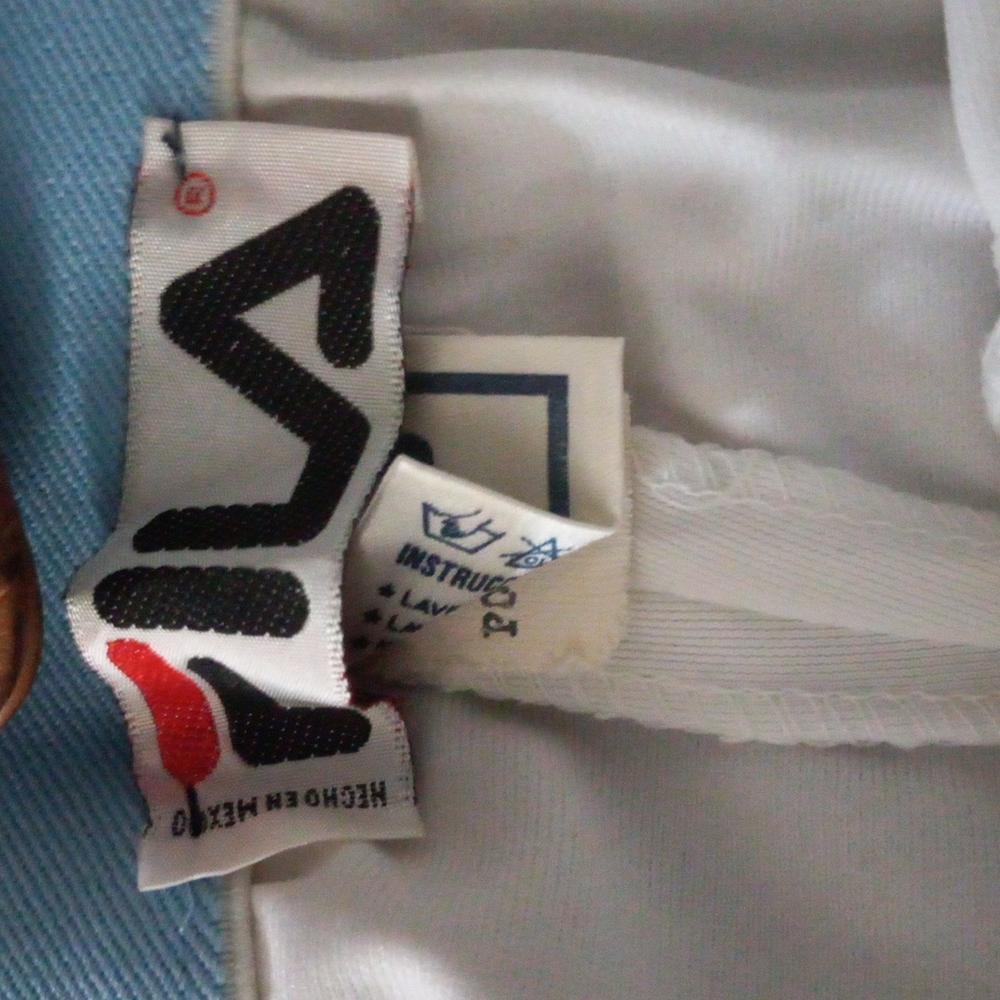 Vintage Fila Shorts - Picture 9 of 9